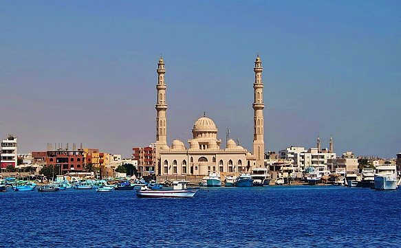 Al Mina Mosque and Coptic Cathedral of St. Shenouda